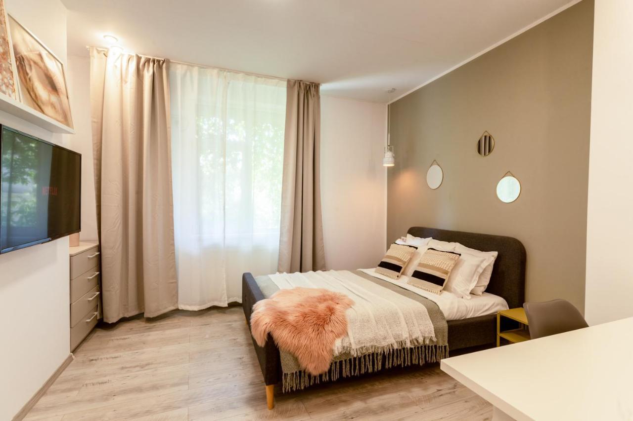 Ideal Stay: Spacious 2Br Apt Near Calea Victoriei Бухарест Экстерьер фото