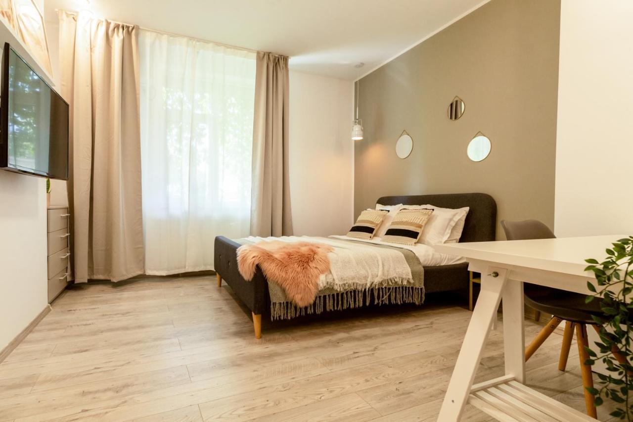 Ideal Stay: Spacious 2Br Apt Near Calea Victoriei Бухарест Экстерьер фото